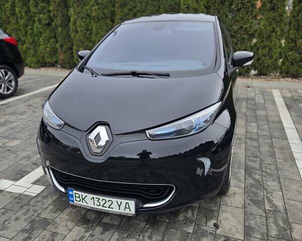 Чорний Рено Зое, об'ємом двигуна 0 л та пробігом 135 тис. км за 5950 $, фото 1 на Automoto.ua