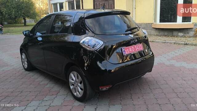 Черный Рено Зое, объемом двигателя 0 л и пробегом 64 тыс. км за 7350 $, фото 15 на Automoto.ua