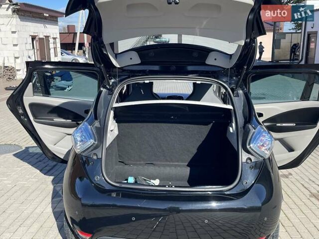 Рено Зое 2014 в Ровно на Automoto.ua Черный Рено Зое, объемом двигателя 0 л и пробегом 75 тыс. км за 6500 $, фото 20 на Automoto.ua