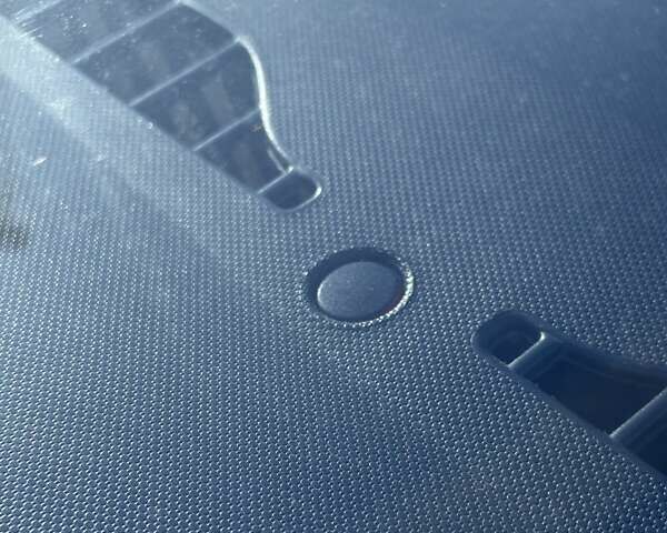 Черный Рено Зое, объемом двигателя 0 л и пробегом 112 тыс. км за 6500 $, фото 35 на Automoto.ua