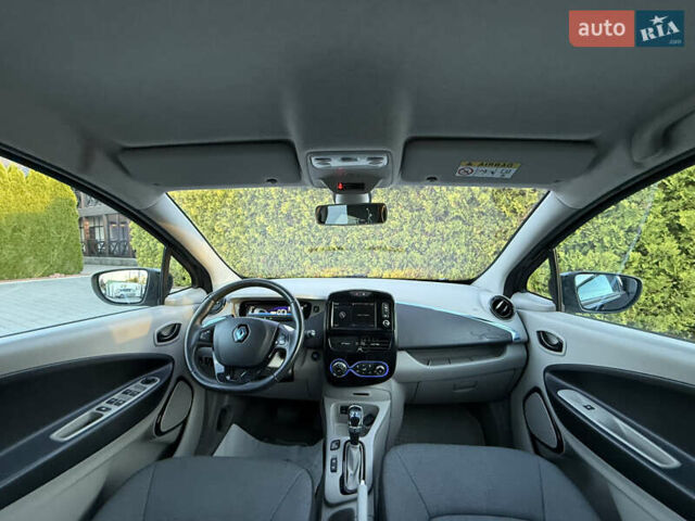 Рено Зое 2014 в Стрые на Automoto.ua Черный Рено Зое, объемом двигателя 0 л и пробегом 78 тыс. км за 6999 $, фото 4 на Automoto.ua