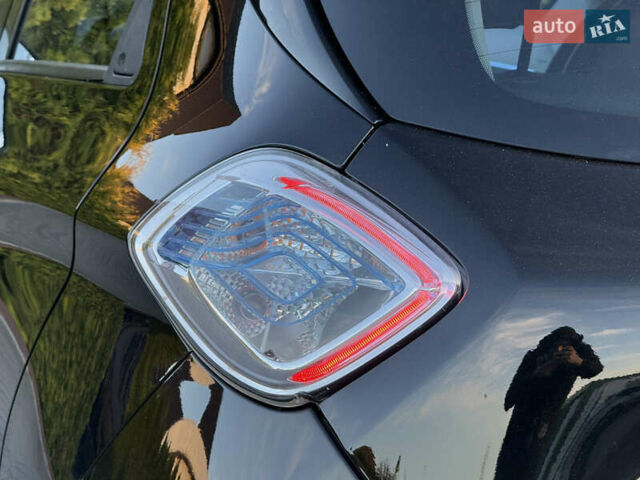 Рено Зое 2014 в Стрые на Automoto.ua Черный Рено Зое, объемом двигателя 0 л и пробегом 78 тыс. км за 6999 $, фото 22 на Automoto.ua