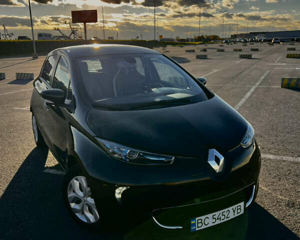 Рено Зое 2014 в Львове на Automoto.ua Черный Рено Зое, объемом двигателя 0 л и пробегом 96 тыс. км за 6550 $, фото 2 на Automoto.ua