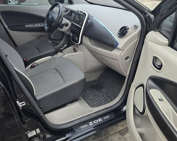 Чорний Рено Зое, об'ємом двигуна 0 л та пробігом 135 тис. км за 5950 $, фото 8 на Automoto.ua