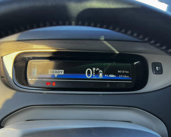 Чорний Рено Зое, об'ємом двигуна 0 л та пробігом 96 тис. км за 6350 $, фото 2 на Automoto.ua