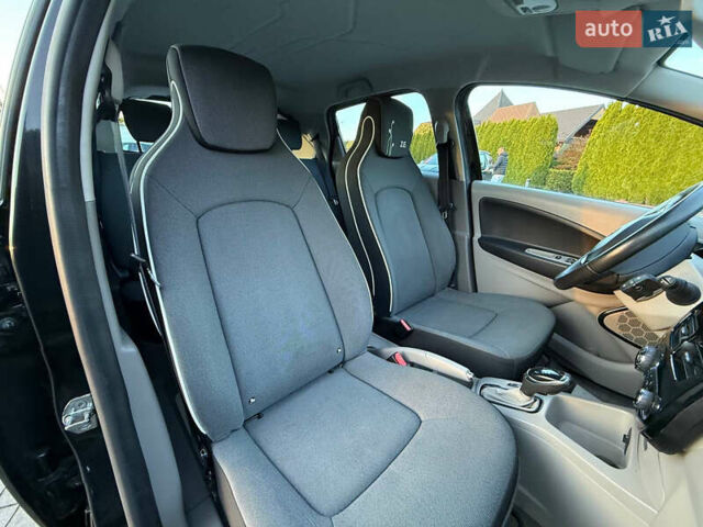 Чорний Рено Зое, об'ємом двигуна 0 л та пробігом 78 тис. км за 6999 $, фото 26 на Automoto.ua