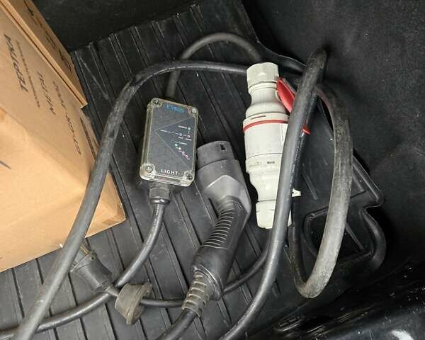 Чорний Рено Зое, об'ємом двигуна 0 л та пробігом 135 тис. км за 5950 $, фото 13 на Automoto.ua