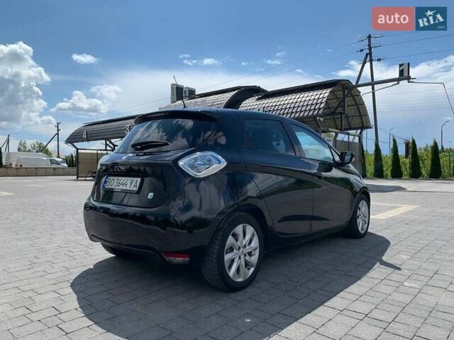 Черный Рено Зое, объемом двигателя 0 л и пробегом 130 тыс. км за 6400 $, фото 3 на Automoto.ua