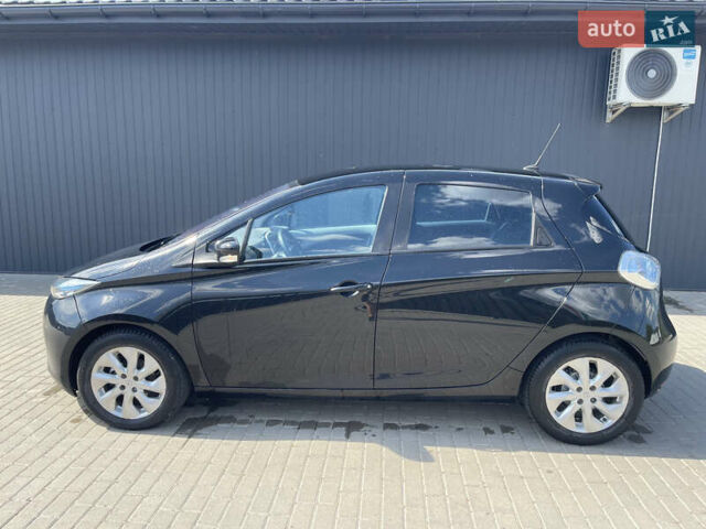 Черный Рено Зое, объемом двигателя 0 л и пробегом 120 тыс. км за 6500 $, фото 7 на Automoto.ua
