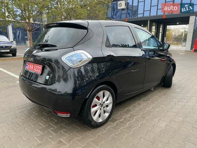 Черный Рено Зое, объемом двигателя 0 л и пробегом 103 тыс. км за 5800 $, фото 7 на Automoto.ua