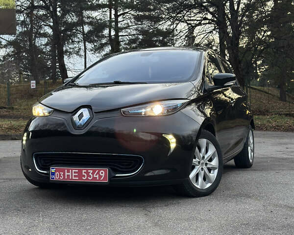 Черный Рено Зое, объемом двигателя 0 л и пробегом 90 тыс. км за 7700 $, фото 1 на Automoto.ua