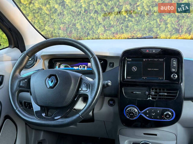Чорний Рено Зое, об'ємом двигуна 0 л та пробігом 78 тис. км за 6999 $, фото 33 на Automoto.ua