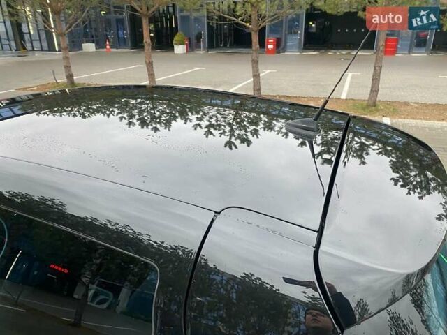 Черный Рено Зое, объемом двигателя 0 л и пробегом 103 тыс. км за 5800 $, фото 26 на Automoto.ua