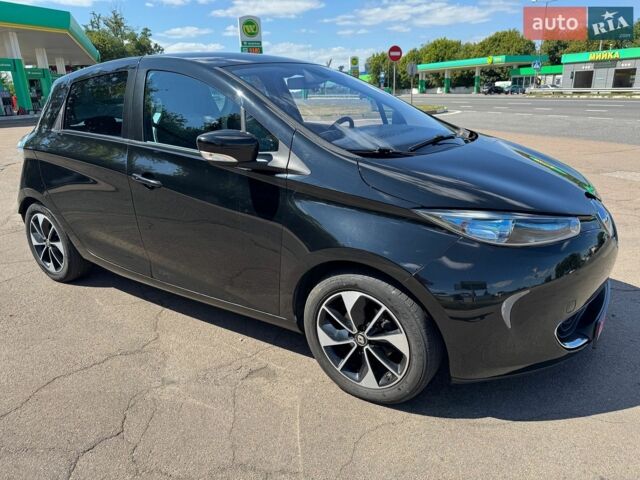 Черный Рено Зое, объемом двигателя 0 л и пробегом 115 тыс. км за 6900 $, фото 9 на Automoto.ua
