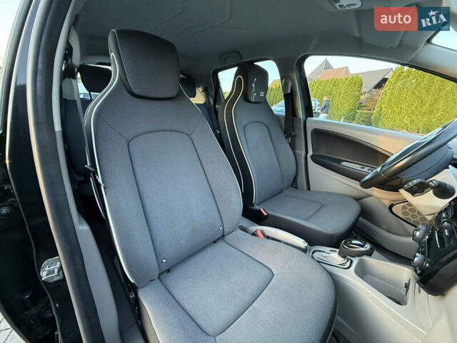 Рено Зое 2014 в Стрые на Automoto.ua Черный Рено Зое, объемом двигателя 0 л и пробегом 78 тыс. км за 6999 $, фото 27 на Automoto.ua