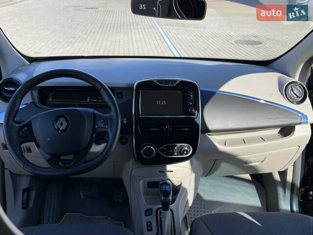 Рено Зое 2014 в Ровно на Automoto.ua Черный Рено Зое, объемом двигателя 0 л и пробегом 75 тыс. км за 6500 $, фото 12 на Automoto.ua