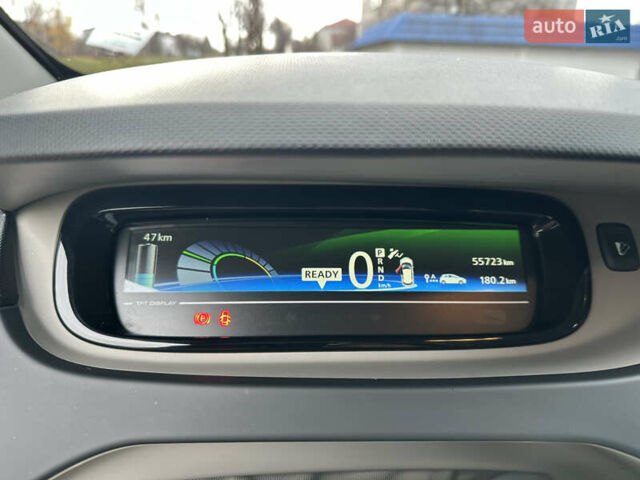 Черный Рено Зое, объемом двигателя 0 л и пробегом 56 тыс. км за 6350 $, фото 26 на Automoto.ua