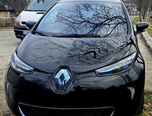 Чорний Рено Зое, об'ємом двигуна 0 л та пробігом 145 тис. км за 5900 $, фото 1 на Automoto.ua