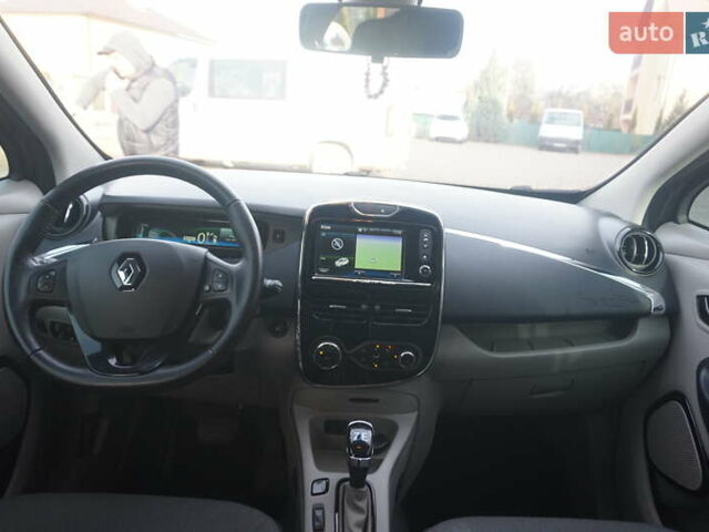 Чорний Рено Зое, об'ємом двигуна 0 л та пробігом 94 тис. км за 7200 $, фото 46 на Automoto.ua