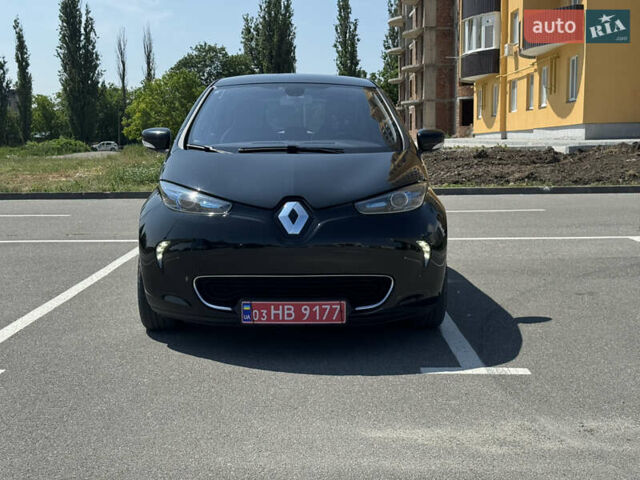 Черный Рено Зое, объемом двигателя 0 л и пробегом 35 тыс. км за 7300 $, фото 1 на Automoto.ua