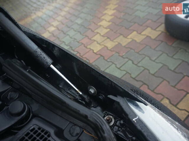 Черный Рено Зое, объемом двигателя 0 л и пробегом 101 тыс. км за 7222 $, фото 52 на Automoto.ua