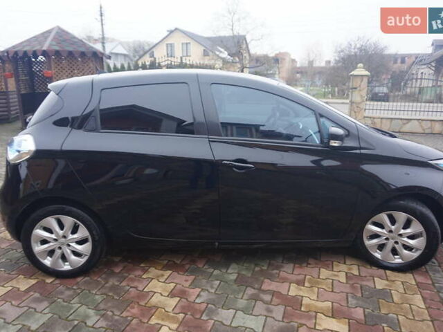 Черный Рено Зое, объемом двигателя 0 л и пробегом 156 тыс. км за 6555 $, фото 17 на Automoto.ua