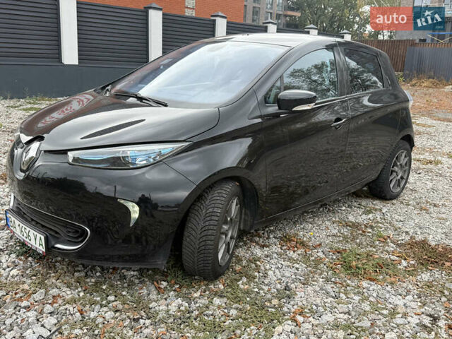 Черный Рено Зое, объемом двигателя 0 л и пробегом 148 тыс. км за 7500 $, фото 1 на Automoto.ua
