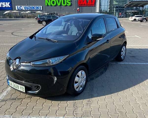 Черный Рено Зое, объемом двигателя 0 л и пробегом 240 тыс. км за 6500 $, фото 6 на Automoto.ua