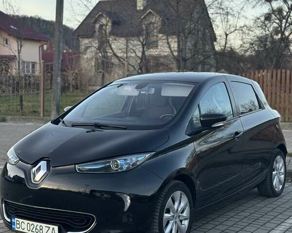 Черный Рено Зое, объемом двигателя 0 л и пробегом 74 тыс. км за 7600 $, фото 5 на Automoto.ua