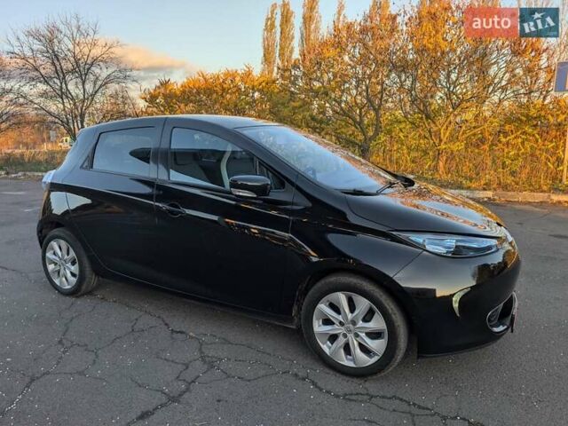 Рено Зое 2015 у Дубно на Automoto.ua Чорний Рено Зое, об'ємом двигуна 0 л та пробігом 120 тис. км за 6200 $, фото 21 на Automoto.ua