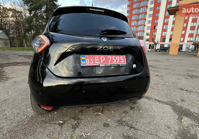 Черный Рено Зое, объемом двигателя 0 л и пробегом 153 тыс. км за 6500 $, фото 8 на Automoto.ua