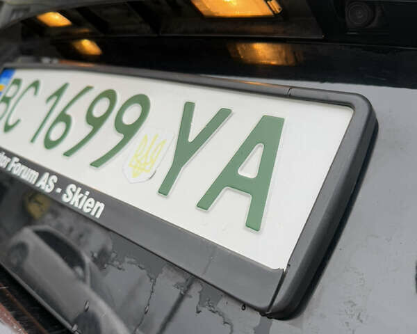 Черный Рено Зое, объемом двигателя 0 л и пробегом 105 тыс. км за 6750 $, фото 19 на Automoto.ua