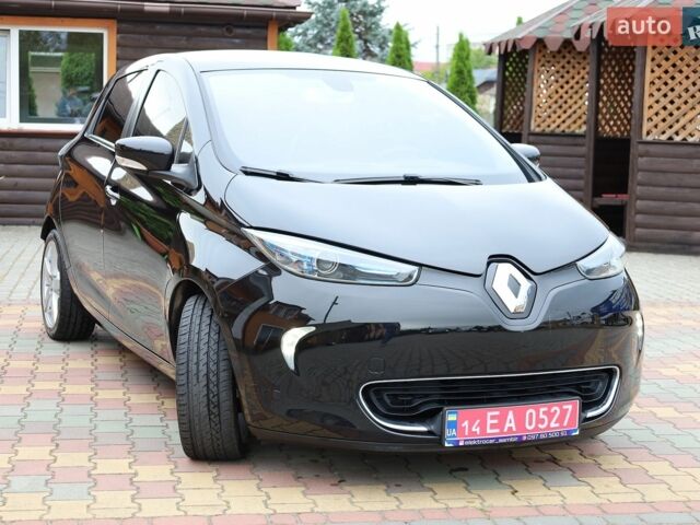Черный Рено Зое, объемом двигателя 0 л и пробегом 86 тыс. км за 7777 $, фото 3 на Automoto.ua