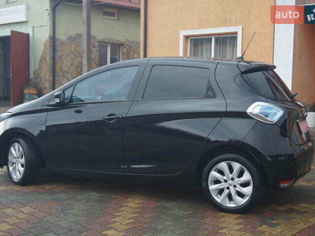 Черный Рено Зое, объемом двигателя 0 л и пробегом 101 тыс. км за 7222 $, фото 10 на Automoto.ua