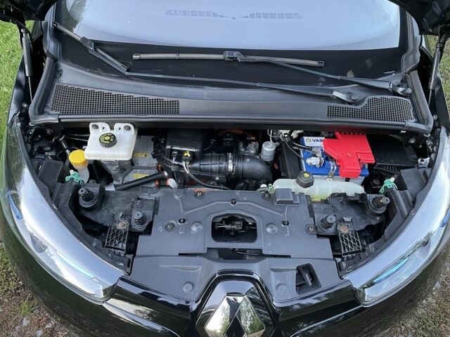 Рено Зое 2015 в Тернополе на Automoto.ua Черный Рено Зое, объемом двигателя 0 л и пробегом 145 тыс. км за 7099 $, фото 9 на Automoto.ua