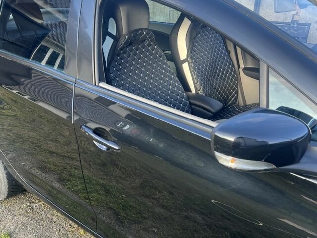 Черный Рено Зое, объемом двигателя 0 л и пробегом 88 тыс. км за 6900 $, фото 1 на Automoto.ua