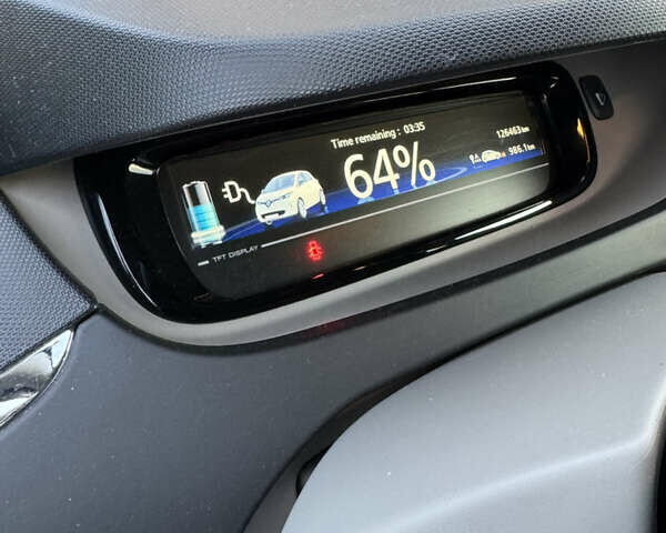 Чорний Рено Зое, об'ємом двигуна 0 л та пробігом 126 тис. км за 6999 $, фото 1 на Automoto.ua