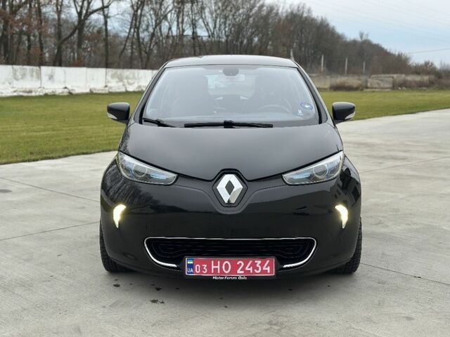 Черный Рено Зое, объемом двигателя 0 л и пробегом 103 тыс. км за 5999 $, фото 1 на Automoto.ua