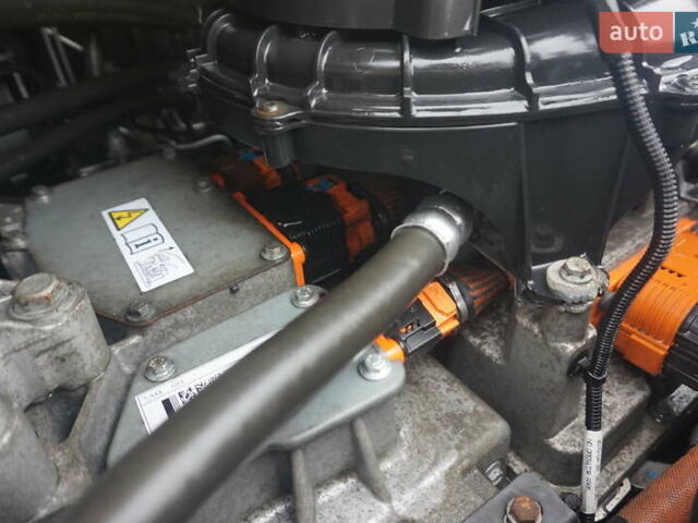 Черный Рено Зое, объемом двигателя 0 л и пробегом 156 тыс. км за 6555 $, фото 59 на Automoto.ua