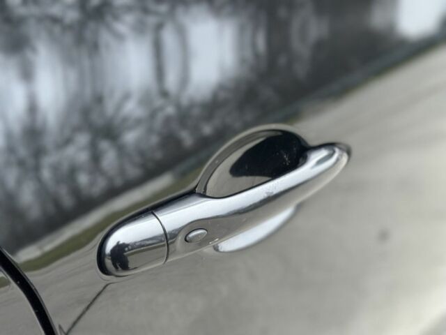 Черный Рено Зое, объемом двигателя 0 л и пробегом 103 тыс. км за 5999 $, фото 10 на Automoto.ua