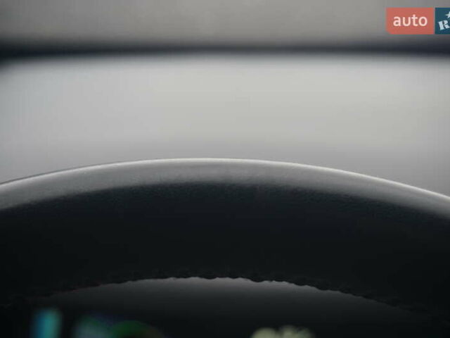 Черный Рено Зое, объемом двигателя 0 л и пробегом 101 тыс. км за 7222 $, фото 29 на Automoto.ua