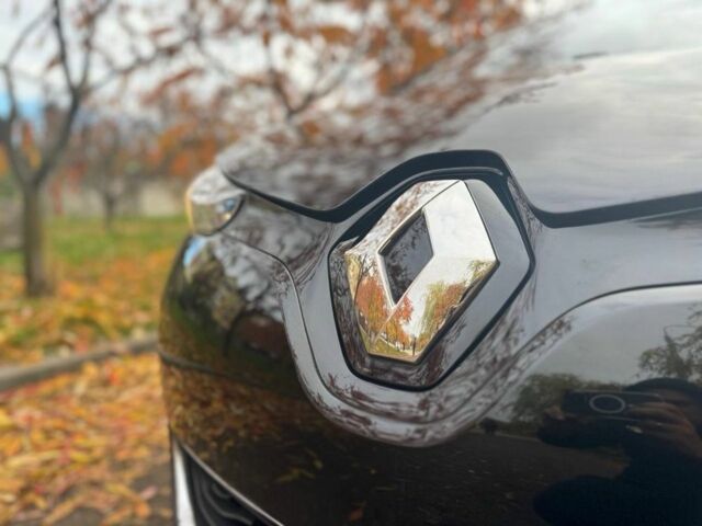 Рено Зое 2015 в Ровно на Automoto.ua Черный Рено Зое, объемом двигателя 0 л и пробегом 128 тыс. км за 6831 $, фото 15 на Automoto.ua