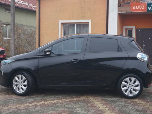 Черный Рено Зое, объемом двигателя 0 л и пробегом 156 тыс. км за 6555 $, фото 13 на Automoto.ua