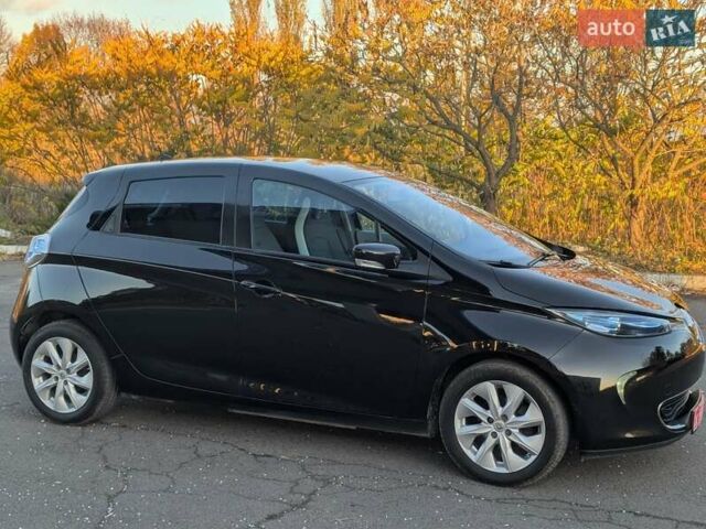 Рено Зое 2015 у Дубно на Automoto.ua Чорний Рено Зое, об'ємом двигуна 0 л та пробігом 120 тис. км за 6200 $, фото 5 на Automoto.ua