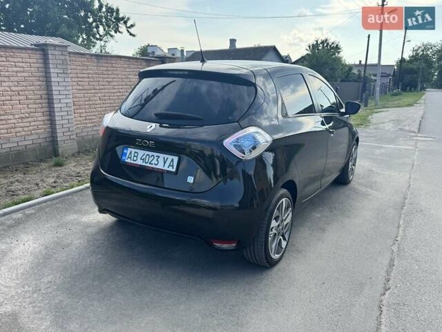 Черный Рено Зое, объемом двигателя 0 л и пробегом 89 тыс. км за 6800 $, фото 3 на Automoto.ua