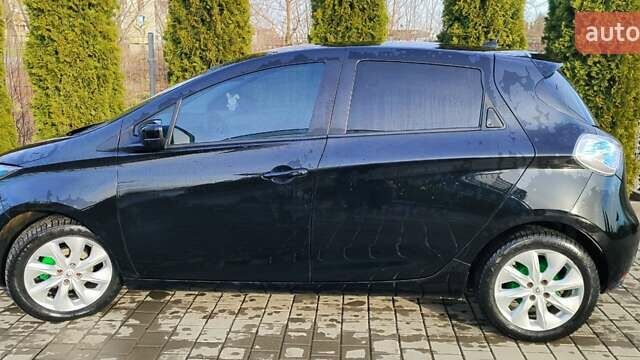 Черный Рено Зое, объемом двигателя 0 л и пробегом 76 тыс. км за 7650 $, фото 29 на Automoto.ua
