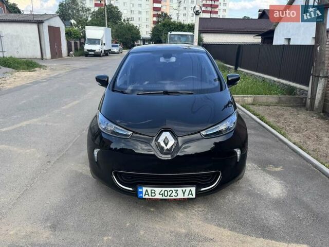 Черный Рено Зое, объемом двигателя 0 л и пробегом 88 тыс. км за 9400 $, фото 1 на Automoto.ua