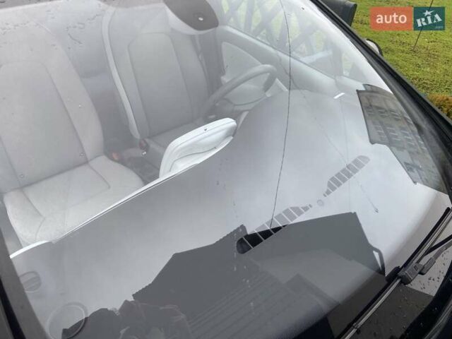 Черный Рено Зое, объемом двигателя 0 л и пробегом 147 тыс. км за 7777 $, фото 30 на Automoto.ua