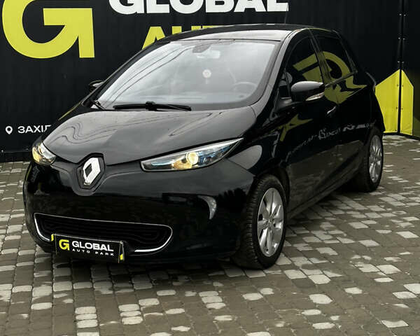 Черный Рено Зое, объемом двигателя 0 л и пробегом 74 тыс. км за 6900 $, фото 1 на Automoto.ua