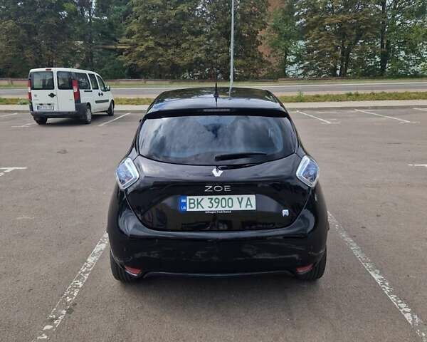 Черный Рено Зое, объемом двигателя 0 л и пробегом 115 тыс. км за 6950 $, фото 7 на Automoto.ua